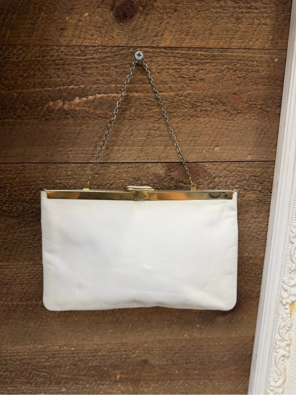 Vintage Etra White Leather Frame-Top Clutch with Kiss-lock and Chain Strap